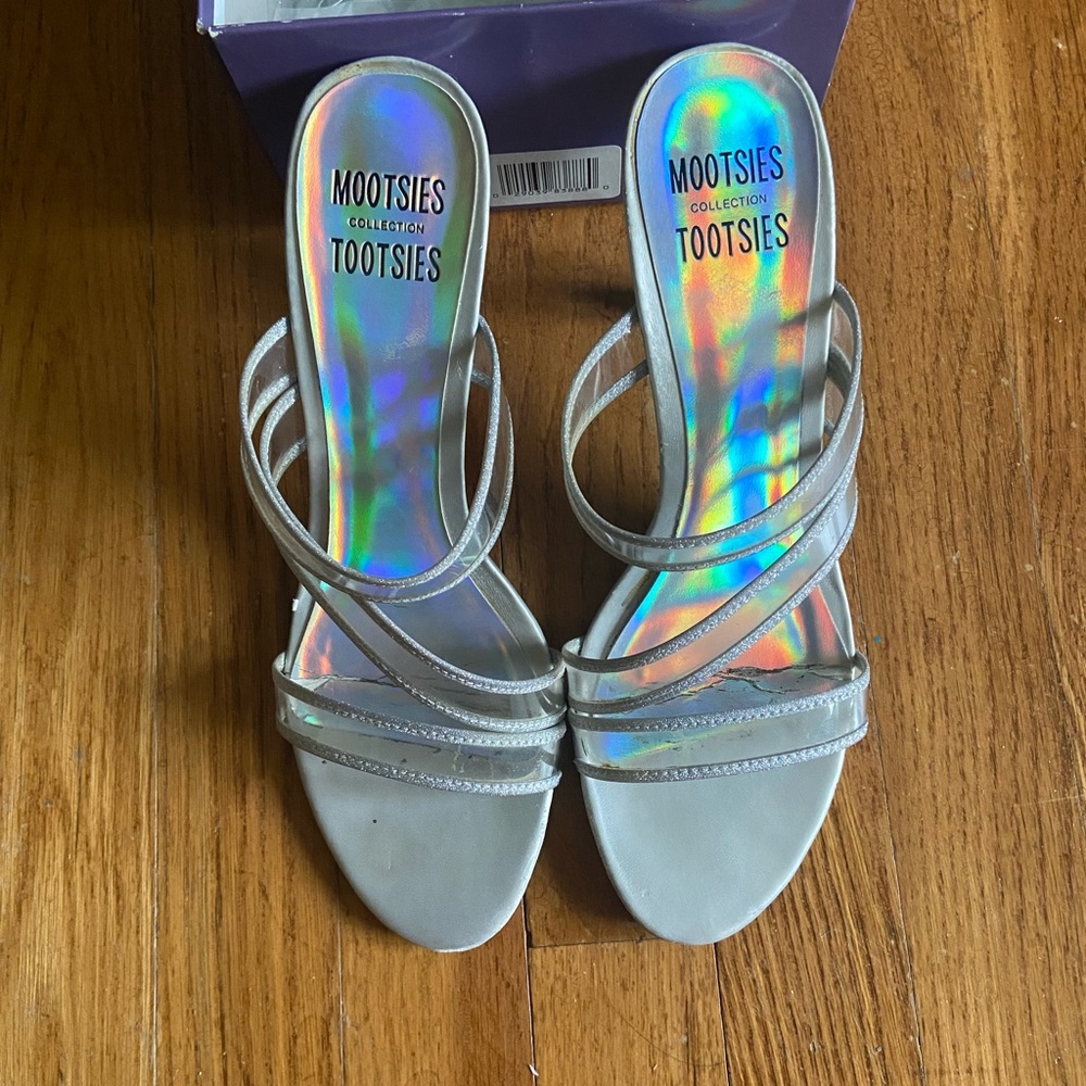 Mootsies tootsies clear and silver heels
